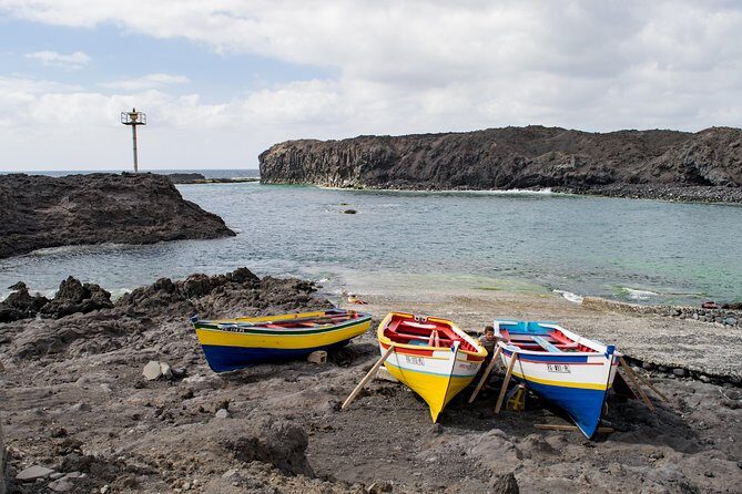 2. Nature, History of FOGO and relaxation at the natural pool of Salinas - São Filipe Sobrados: the city’s architecture tells the story