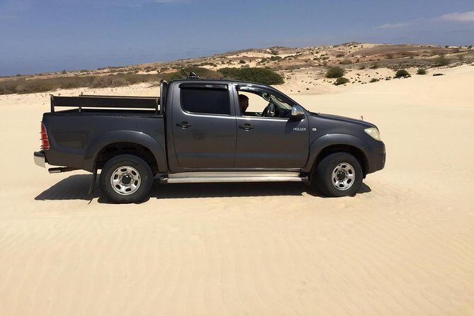 Boa Vista Island: Half-day Tour + Santa Monica Beach by 4x4 - Santa Monica beach: 22 km of white sand with hot-water vibes