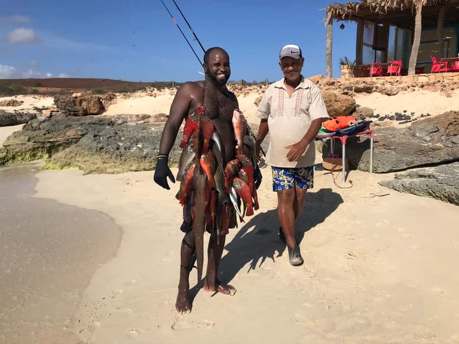 Boa Vista: Lobster Lunch at Santa Monica Beach - Logistics that matter: pickup times, languages, and what to pack
