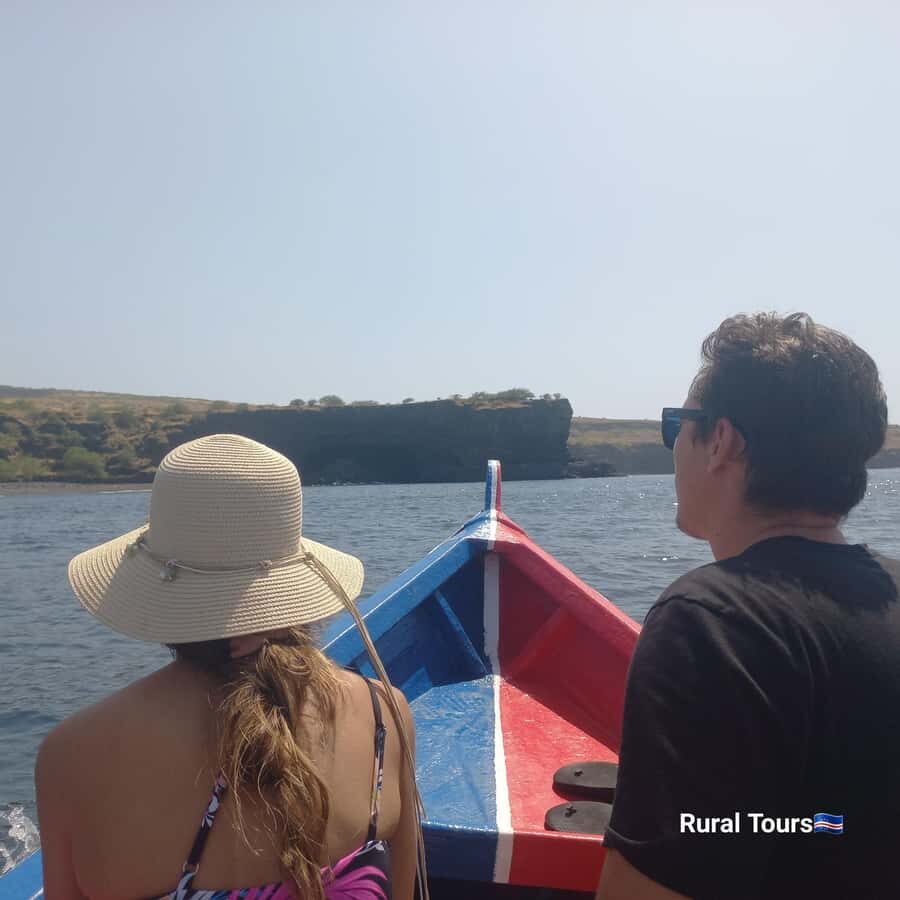 Boat Trip to Aguas Belas Cave+Barbecue - The black-sand beach + BBQ lunch: where the day turns relaxed