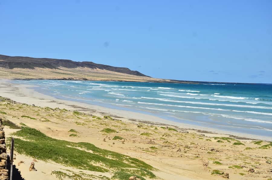 Boavista: Rabil, Shipwreck, City, Snacks & Drinks - 4x4 Tour - The Santa Maria shipwreck (Atalanta): pirate-story vibes with a real date