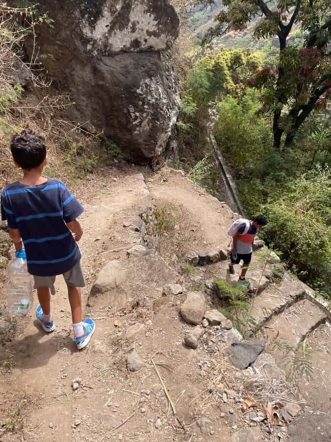 Cova–Paúl Valley Trek: Santo Antão Day Trip by Ferry - The coastal road back: tunnels, color, and the last wave of views