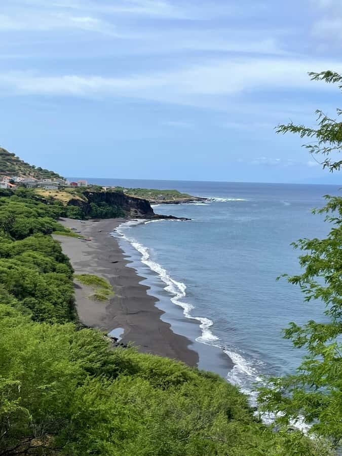 Discover the Black Sand Beach+the Natural Pool - Key highlights to know before you go