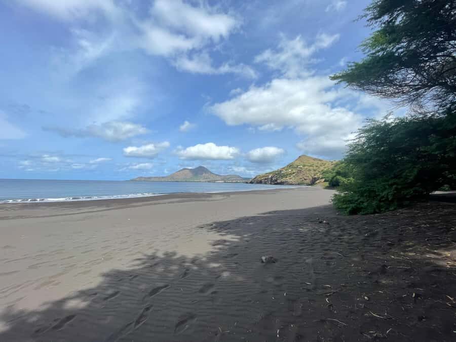 Discover the Black Sand Beach+the Natural Pool - Getting the views: walking routes, rocky edges, and camera moments