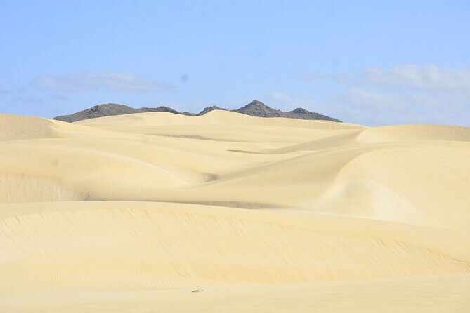 Half Day 4x4 Trip - Dunes, Caves, Santa Monica Beach & Village - The case for a Half-Day 4x4 in Boa Vista