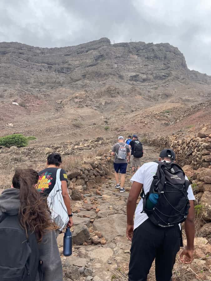 Hike Monte Verde - The guided ascent: endemic plants, farms, and old stone homes