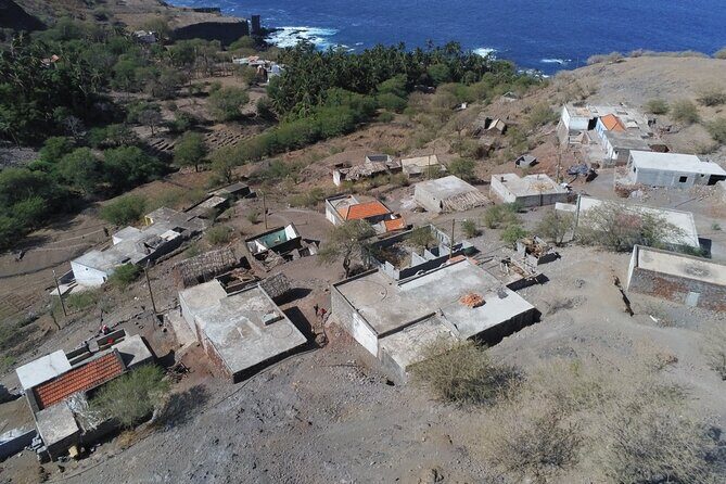 Hiking Águas Belas Cave - The Walk Itself: Sea Colors, Stark Terrain, and Real Cape Verde Vibes
