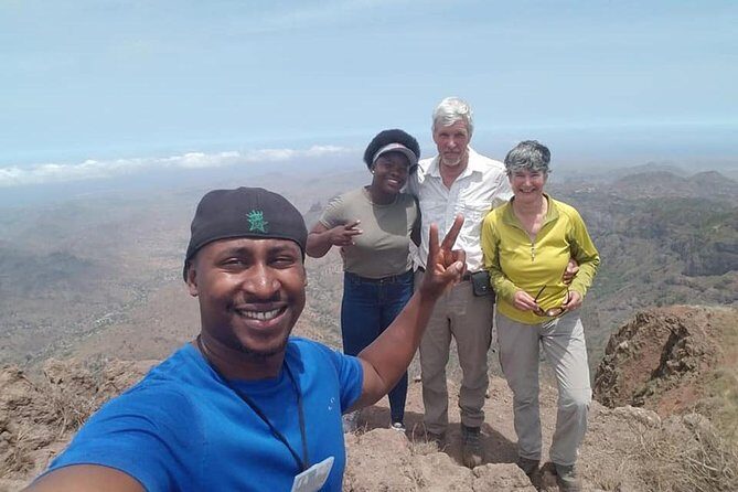 Hiking Pico de Antónia – Summit Adventure & Scenic Views - Stop 1: Pico de Antónia Summit Time and What It Actually Delivers