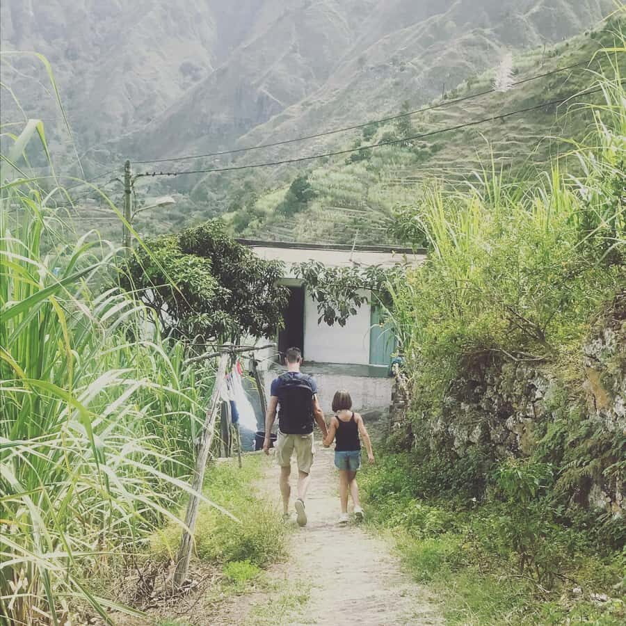 Paúl hike, the green garden - Crops, fruit trees, and sugar cane along the way