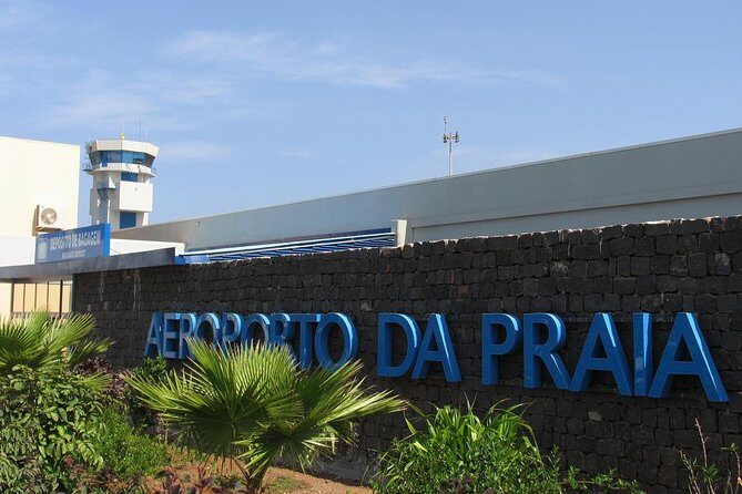 Praia city to the airport. - Key things that make this transfer easy