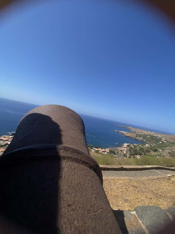 Private Tour Cidade Velha/Discover OLD CITY - Language and Guide Style: Why English Works Here