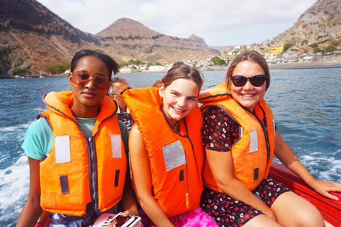 Ribeira da Barca: Boat Trip to the Cave, Snorkeling and BBQ on the beach - Small Group Energy: What 8 People Changes on a Boat Day