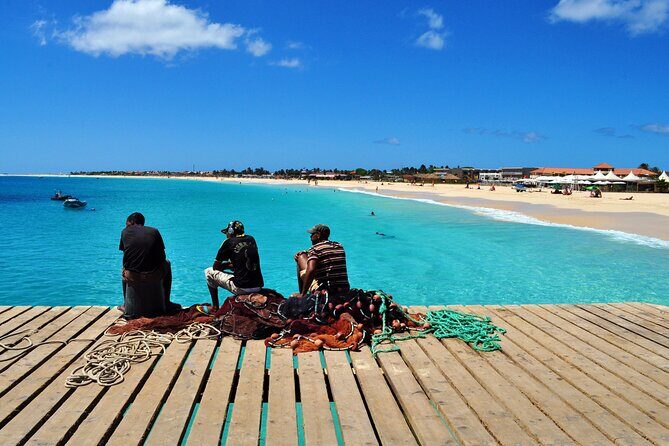 Sal island: Private Santa Maria City Tour, Street Art and Tapas - The tapas stop: an aperitif that actually fits the town