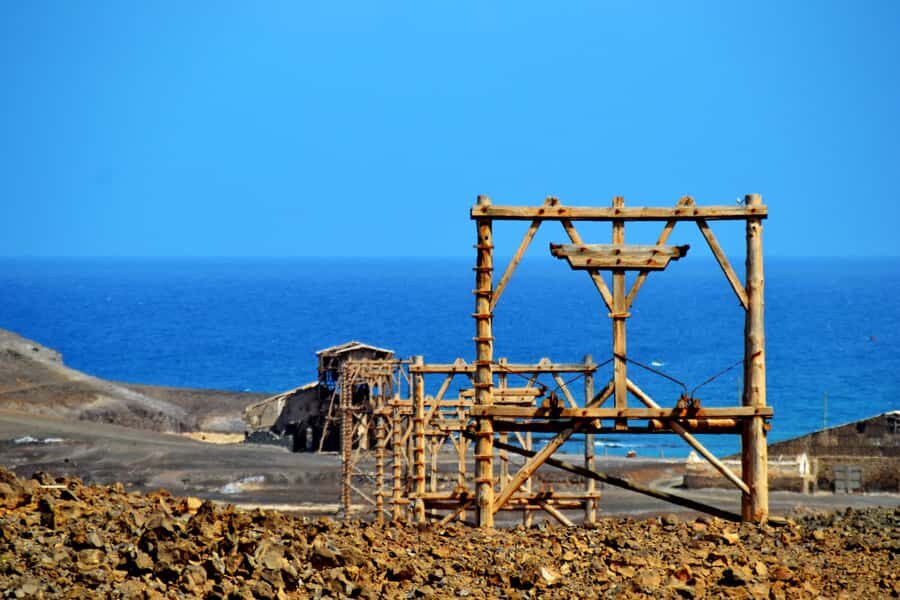 Sal: Pedra de Lume Salt Pans and Lake Trip - Getting there from Sal: pickup, coach ride, and timing that works