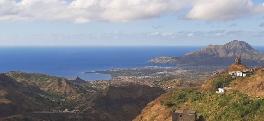 Santiago Island: Full-Day Sightseeing Experience - Key highlights to look forward to