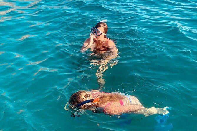 São Pedro experience (hiking & snorkeling with turtles) - Lunch by the Beach: Catch of the Day Without the Restaurant Hunt