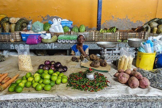Shore Excursion São Vicente, Mindelo 4h or 6h - Meeting near Porto Grande: where you should position yourself
