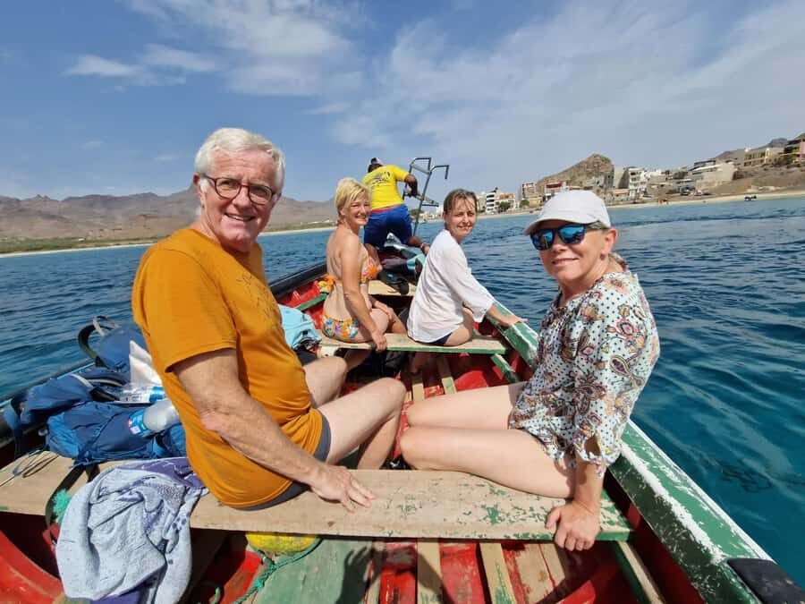 Snorkeling with Turtles - Aperitif, guided chat, and free time at São Pedro